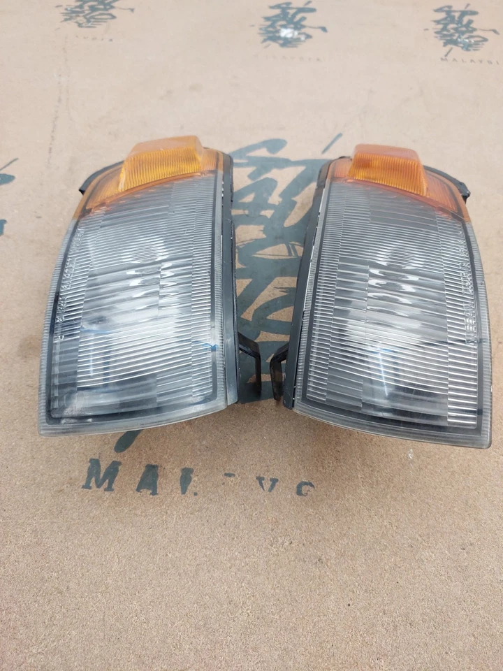 JDM Silvia S13 KPS13 Cornerlights Signals 1 Pair - Image 2 of 4