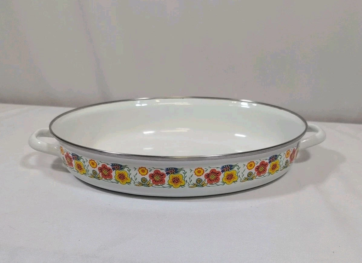 Vintage Enamel Oval Roasting Pan Casserole Dish Floral Handles White Decor
Opens in a new window or