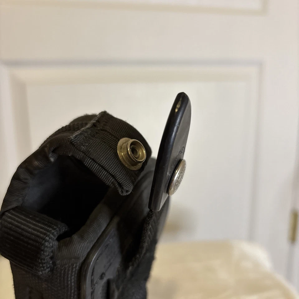 Bianchi #4001 Size 5 Cyclone II Black Nylon Holster - Image 4 of 4