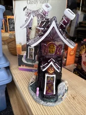 2004 Halloween Ghostly Manor-Color Change Light Up Haunted House Heritage Mint