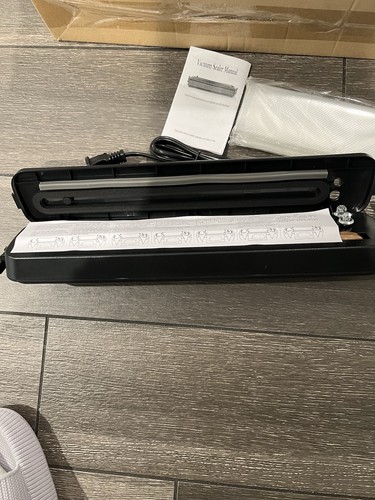 XTKS Vacuum Sealer Machine System BZ-CF003 Food Saver Compact 1-Touch Black - Picture 5 of 6
