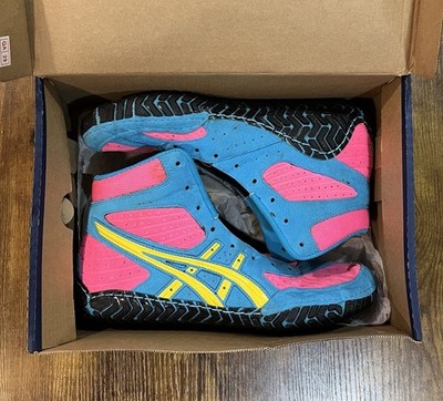 2011 ASICS Aggressor 1 Sissy Rare Wrestling Shoes Size 8