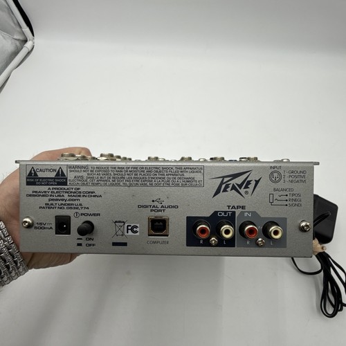 PEAVEY PV6USB 6 CHANNEL COMPACT USB MIXER WITH FOUR 6' CABLES - Picture 6 of 19
