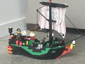 Lego Pirates Set 6250 Cross Bone Clipper Complete w/ Box & Manual