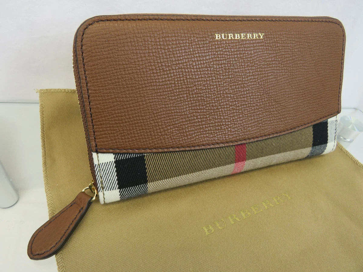 Burberry Wallet In Brown