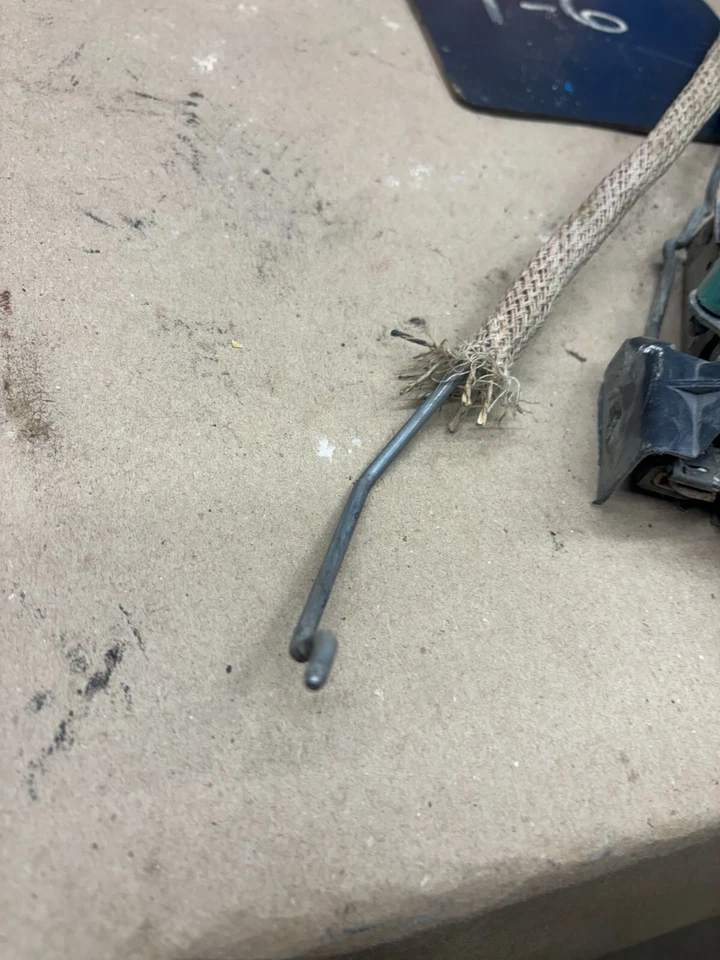 Ford Mustang Capri 1980 1981 1982 1986 pestillos de puerta mecanismo par de conjuntos de acoplamiento Foto 2 de 4