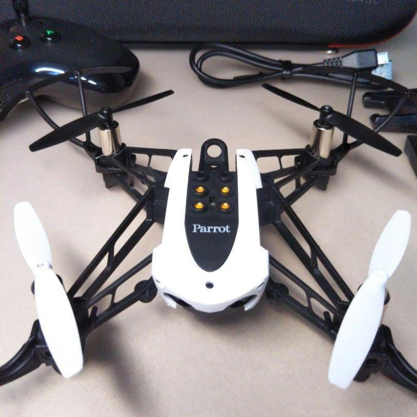 安心 保証 ドローン Parrot Mambo + Flypad ケースセット