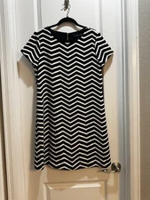 NWT Ivanka Trump Black/white Stripes Sheath Chevron Dress Short Sleeves Sz 12