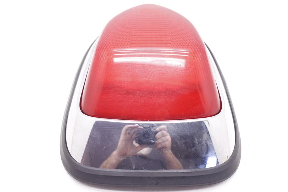 Luz de freno trasera 09 Suzuki Boulevard C50t OEM 35710-40H00 R7.BX34 Foto 4 de 4