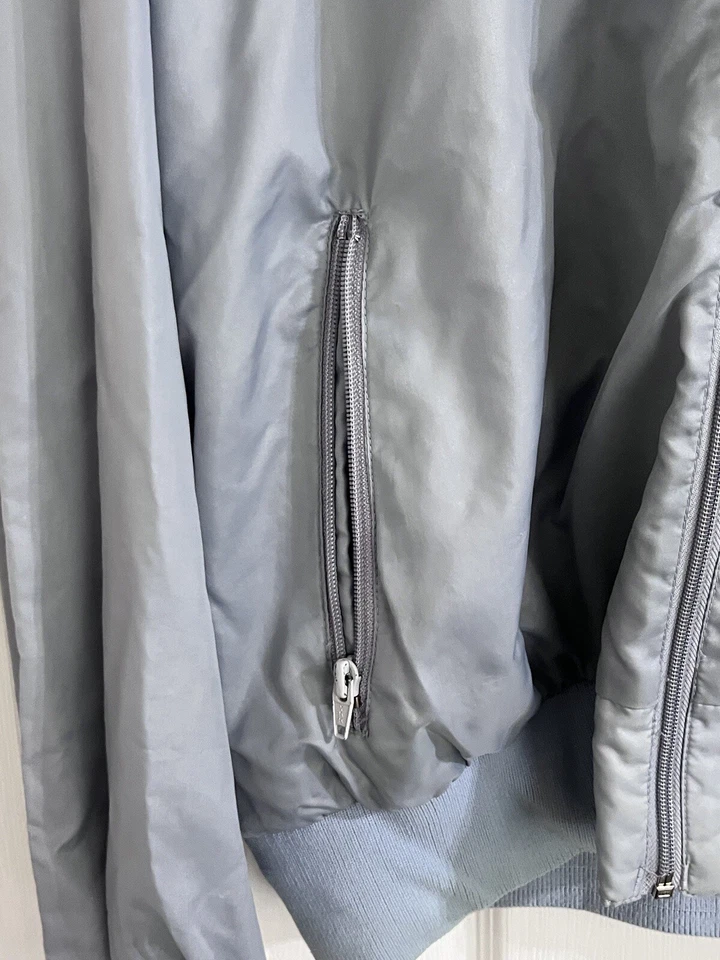 PGA Tour Vintage Mens Full Zip Golf Windbreaker Large Lt Gray Nylon With Hood - Image 2 of 4