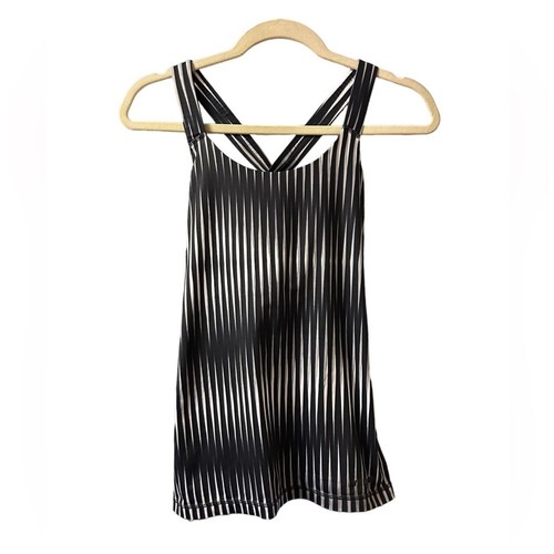 IVY PARK WOMENS WORKOUT TANK WOMENS SIZE SMALL