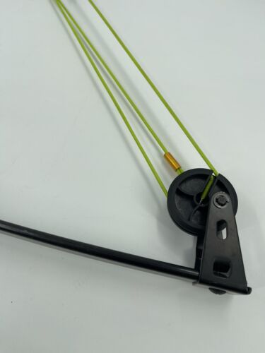 Bear Apprentice Youth Compound Bow - Picture 2 of 11