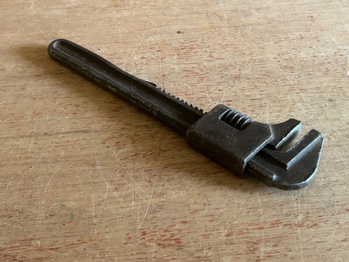 Monkey Wrench 9" Auto Adjustable No. 67 Vintage Unbranded Plumbing Mechanic Tool - Picture 11 of 21