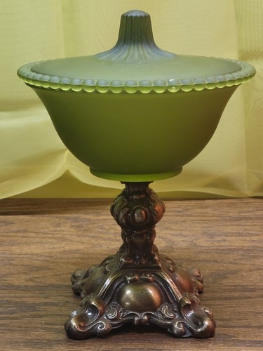 Vintage Olive Green Beaded Edge Glass Candy Dish Ornate Brass Pedistal W Lid MCM - Picture 11 of 24