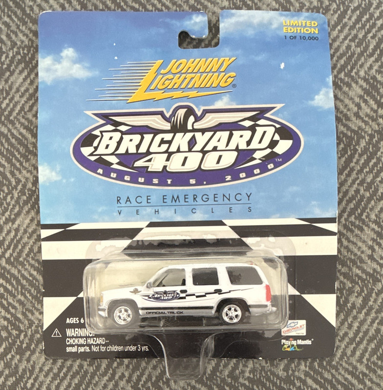 Johnny Lightning Brickyard 400 2000 Chevrolet Race Emergency Vehicle 1:64 LE