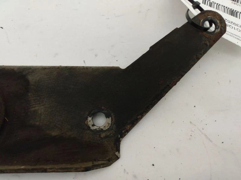 Gancho de reboque traseiro VOLVO 245 WAGON compatível com ilhós 1975-1989 - Imagem 3 de 4