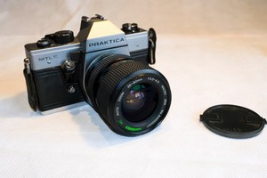 Vintage 35mm Film Praktica MTL5 Body with Hanimex 35-80mm Telephoto lens