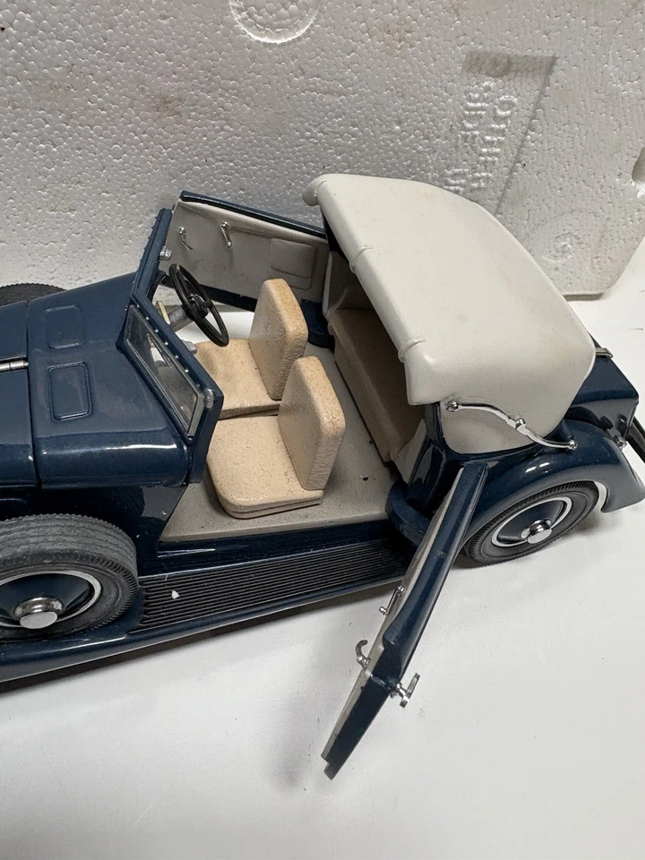 Ford Deluxe Cabriolet 1936 (1:24) Washington azul diecast Danbury como nuevo B811 Foto 4 de 4