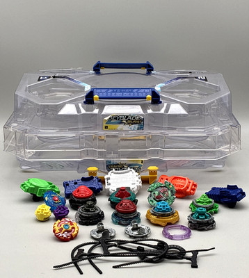 BEYBLADE Lot w/BEYBLADE Burst Evolution Hasbro