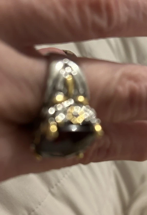 Anillo De Colección Brighton Grueso Metal Mujer Multifacético Granate Piedra Icónico Talla 7 Foto 4 de 4