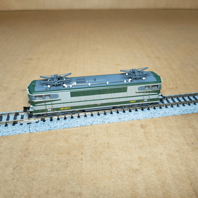 Locomotive BB 9231 SNCF train electrique N Minitrix 16693 digital sound