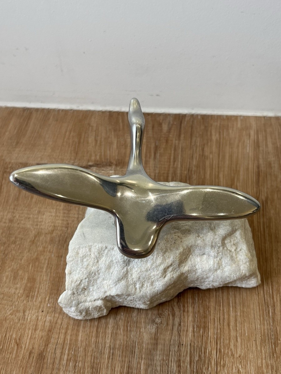 Signed HOSELTON CANADA Moveable Metal Goose In Flight Sculpture On
