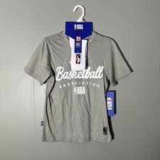 NBA Youth Boys  2-Piece Set  Gray Basketball T-Shirt  Socks  Size 8 NWT