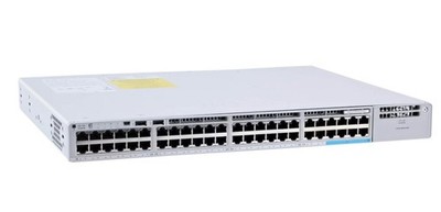 Cisco Catalyst C9200 Switch 48 Port Gigabit L3 C9200-48T-E V01 - NEU Versiegelt