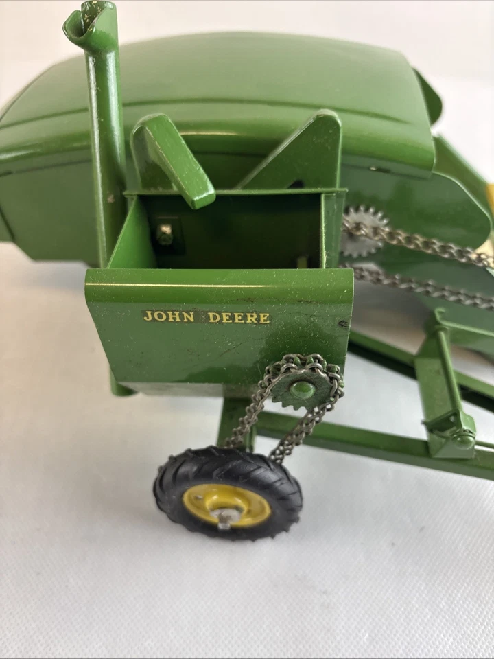 Vtg Carter John Deere 12A 1952 Toy Canvas Pickup Combine +Original Box - Image 3 of 4