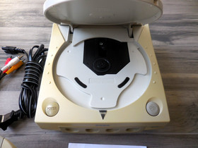 Sega HKT-3020 Dreamcast System Bundle *NEW CLOCK BATTERY* W/ Hydro Thunder Game!