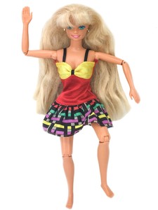 barbie with jointed legs and arms