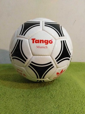 adidas tango ball 1982