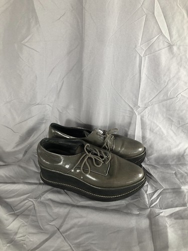 Stuart Weitzman Women's Gray/Black Leather Lace-Up Platform Creepers Size 6.5M - Picture 4 of 6