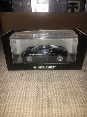 Minichamps Maßstab 1:43 400 110820 - 2009 Bugatti Veyron - Metallic Grey Black