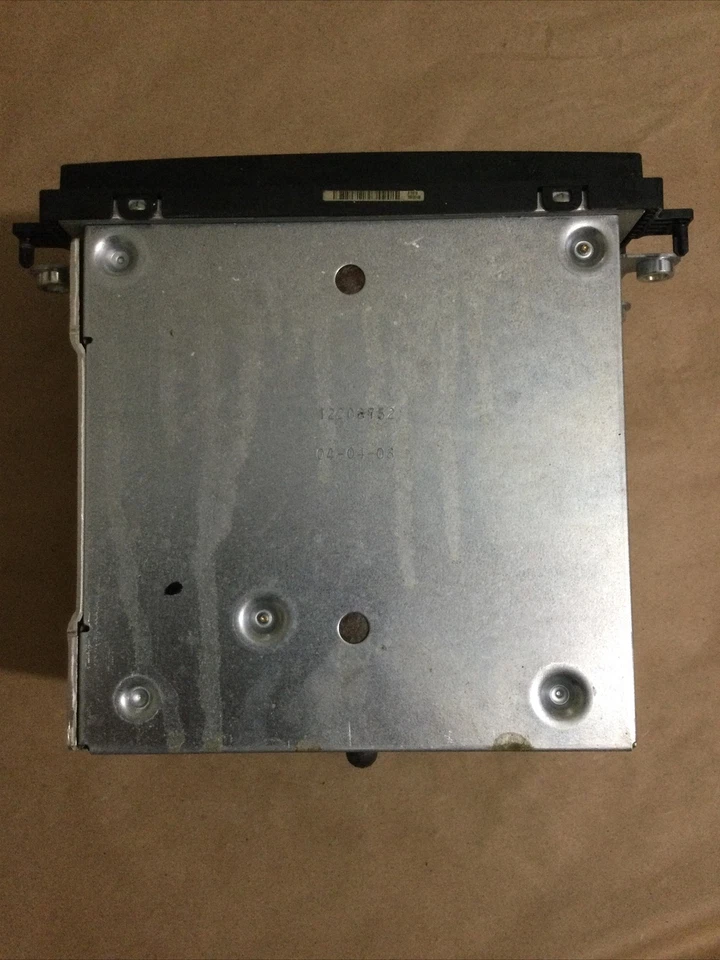 Radio AM/FM Ford Five Hundred Montego 06-07 con reproductor de CD fabricante de equipos originales usado 6G1T-18C815-AC Foto 3 de 4