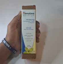 Himalaya Botanique Whitening Complete Care Fl...