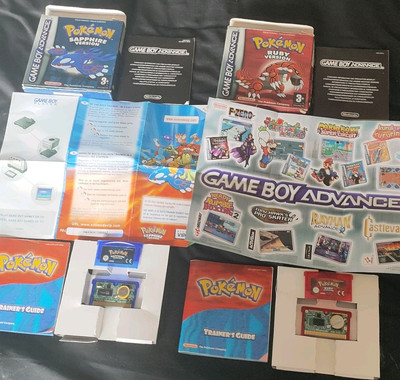 Original verpackte Pokémon Rubin und Saphir Versionen mit neuen Batterien mit Manuellen.