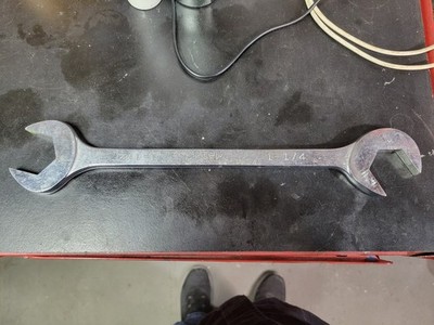 MAC Tools USA 1 1/4'' SAE Chrom Four-Way Open-End Angle Head Wrench - Model DA40