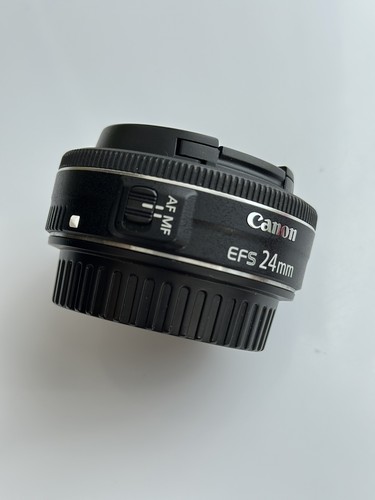 Near Mint Canon pancake lens CANON LENS EF-S 24mm F2.8 STM EFS AF working - Picture 7 of 11