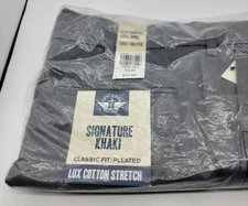 LEVIS DOCKERS PANTS 42X30 GRAY CLASSIC FIT LUX STRETCH SIGNATURE KHAKI NWT