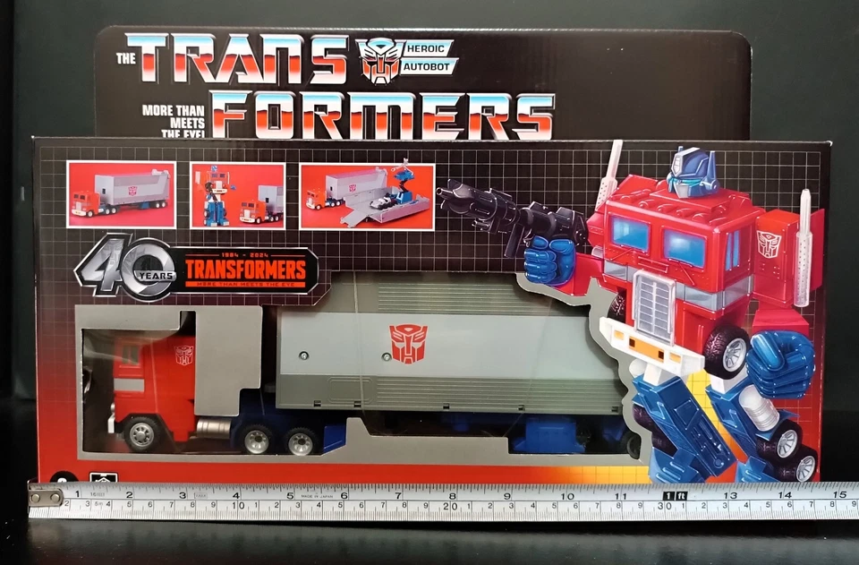 HASBRO 2024 TRANSFORMERS 40th ANNIVERSARY G1 RETRO OPTIMUS PRIME ROBOT SET MISB - Image 2 of 4