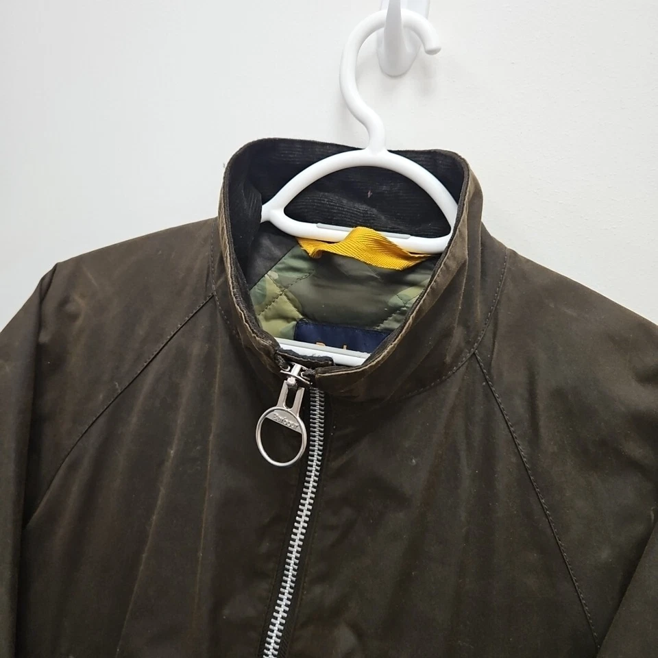 Chaqueta de campo Barbour X National Trust camuflaje marrón cera cremallera completa talla pequeña Foto 2 de 4