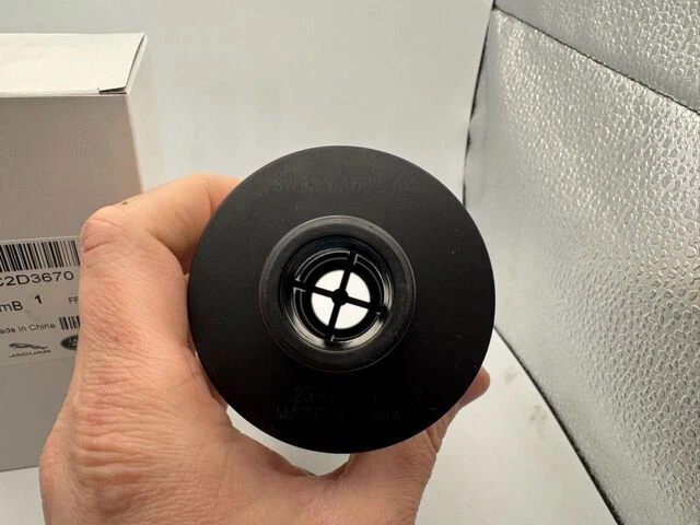 Filtro de aceite original Jaguar XF F-Pace XJ XE C2D3670 Foto 2 de 4