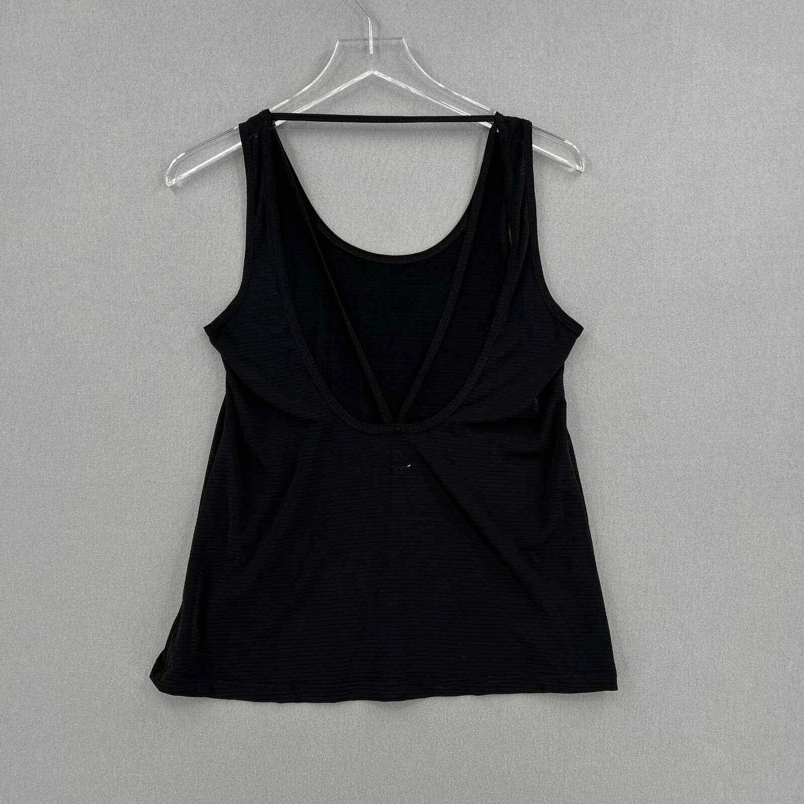 beyond-yoga shadow stripe scoop strappy workout shirt