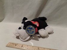 VINTAGE 2000 ORIGINAL "POUND PUPPIES" 1842 SMALL BLACK / WHITE DOG --TAIL WAGS
