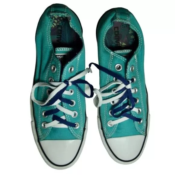 Converse Chuck Taylor Sneakers Womens Sz 8 lace up canvas gym