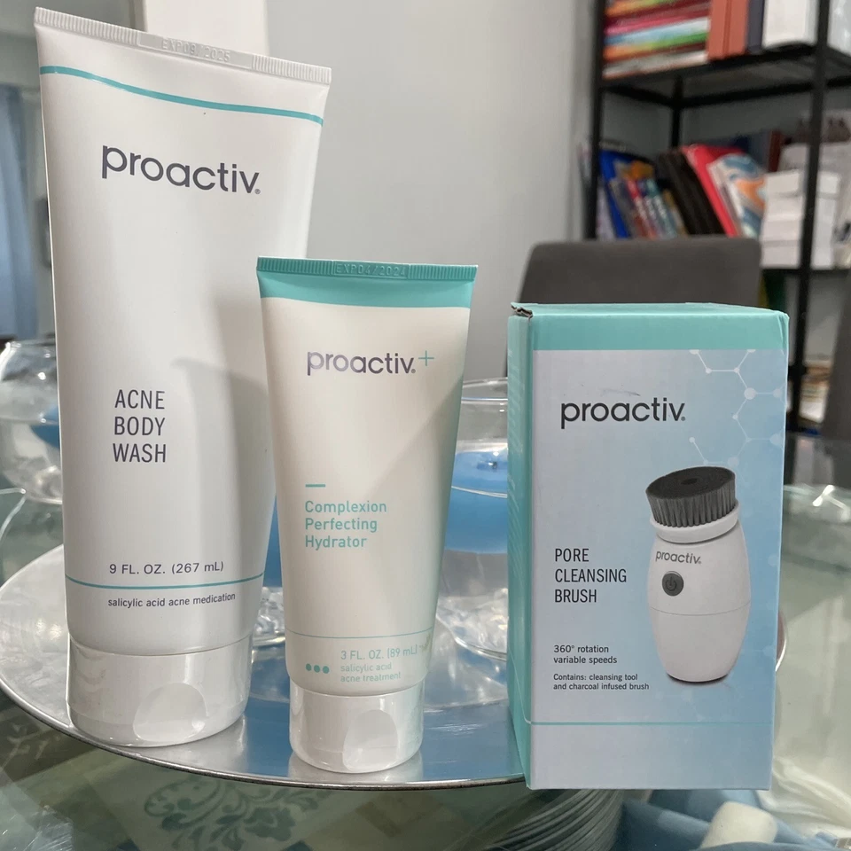Kit PROACTIV Complexion Perfecting H + Pore Cleansing Brush+ Acne Body Wash New - Image 4 of 4