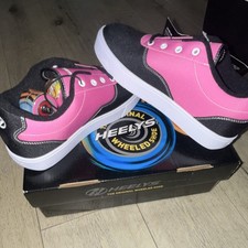 Heelys Pink Black White Wheeled Sneaker Unisex Kids Low Top Lace Up Logo