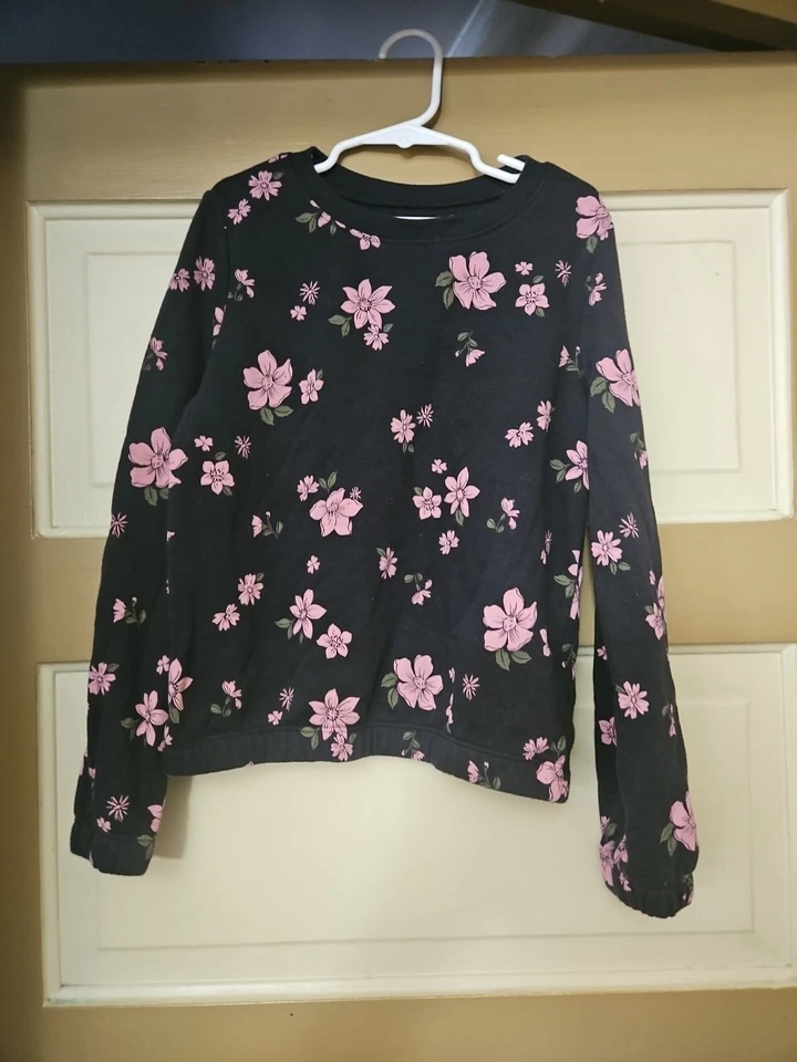 Kids/ Girl's Black Floral Gap Sweatshirt With Elastic Sleeve Bottoms,  Size 8 - Image 3 of 4