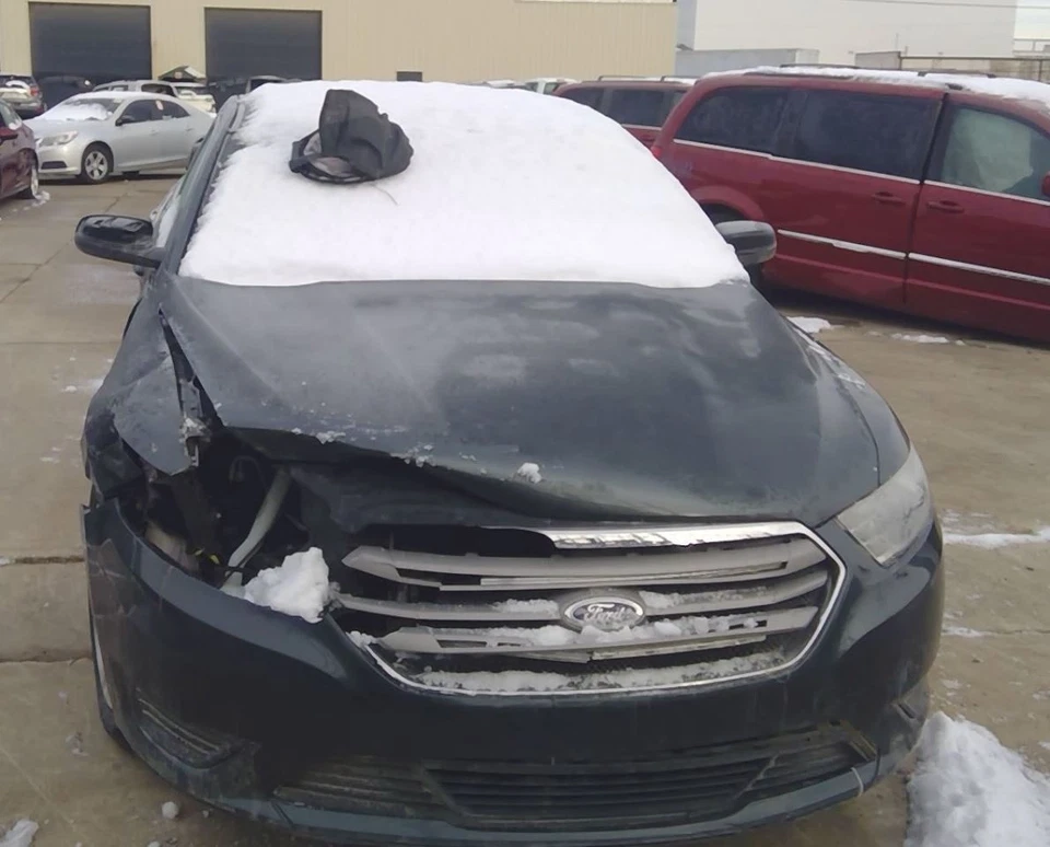 2016 Ford Taurus Front Driver Left LH Door Trim Panel in Tan - Изображение 2 из 4